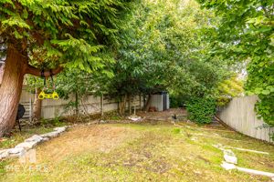 Photo 13- click for photo gallery